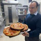 ...mentre la focaccia � realizzata con grano duro Cappelli macinato a pietra e a basso indice glicemico